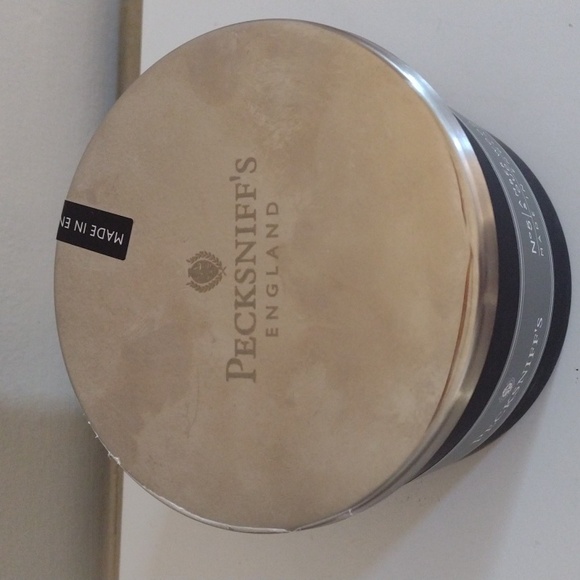 Pecksniffs  Amber& Oud Wood Three Wick Candle England New - Picture 3 of 4